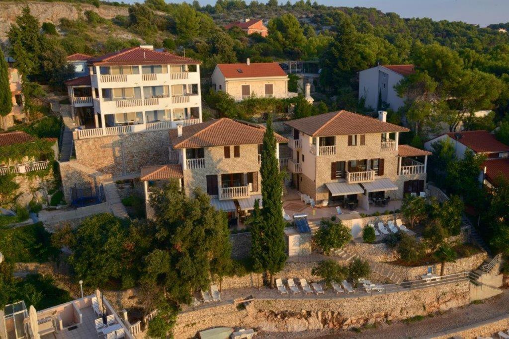 Апартаменты Premium Oaza Примоштен Экстерьер фото